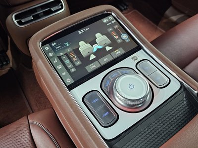 2022 Genesis G90 (RS4) 照片 9