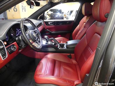 PORSCHE CAYENNE - 10