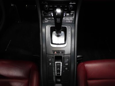 PORSCHE 911 - 8