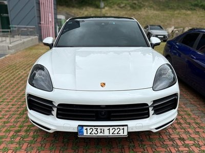 صورة 1 لـ 2023 Porsche CAYENNE