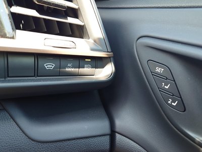 صورة مصغرة 18 لـ 2023 Toyota CROWN CROSSOVER