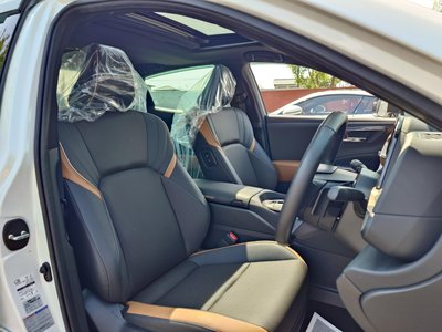 صورة مصغرة 12 لـ 2023 Toyota CROWN CROSSOVER