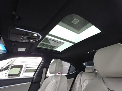 2022 Genesis THE NEW G70 缩略图 18