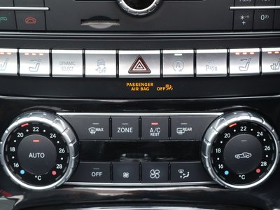 MERCEDES-BENZ SL AMG - 8