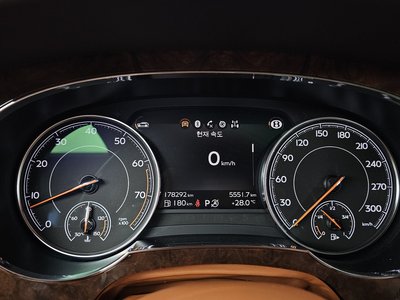 2018 Bentley BENTAYGA 照片 8