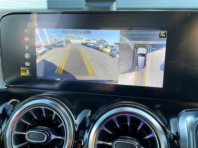 MERCEDES-BENZ GLB - 8