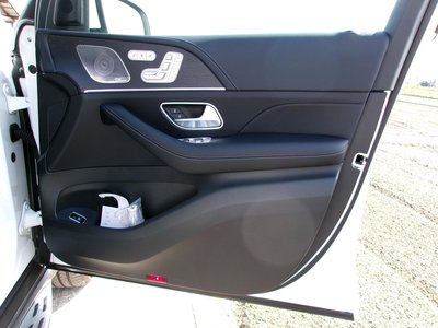 MERCEDES-BENZ GLS - 8
