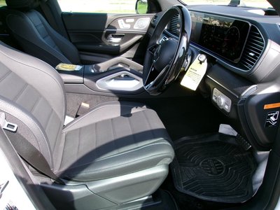 MERCEDES-BENZ GLS - 7