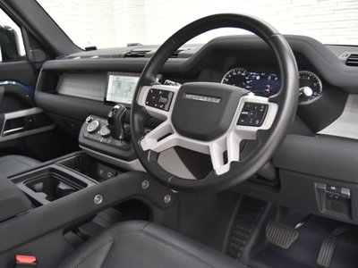 2023 LAND Rover DEFENDER thumbnail 11