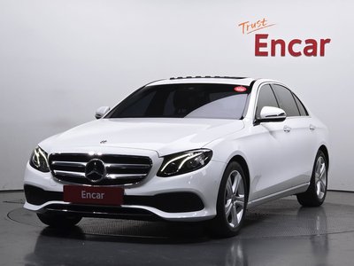 MERCEDES-BENZ E-CLASS - 1