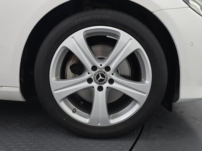 MERCEDES-BENZ E-CLASS - 6