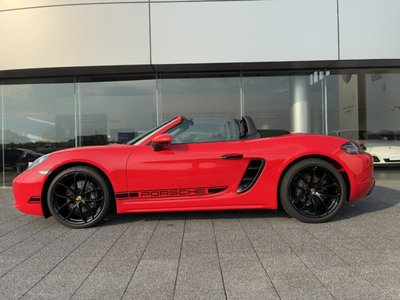 صورة 2 لـ 2025 Porsche 718