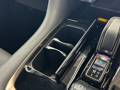 2024 Toyota ALPHARD — миниатюра 24