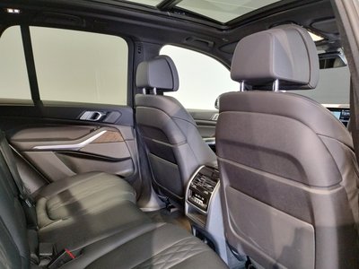 صورة مصغرة 32 لـ 2023 BMW X5