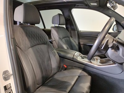 صورة مصغرة 28 لـ 2023 BMW X5