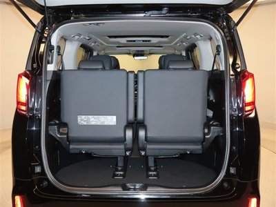 2022 Toyota ALPHARD thumbnail 24