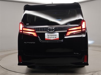 2022 Toyota ALPHARD photo 4