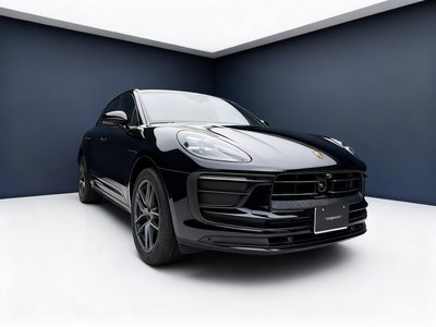 2023 Porsche MACAN photo 1
