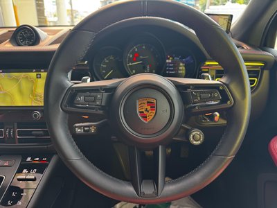 صورة مصغرة 32 لـ 2023 Porsche MACAN