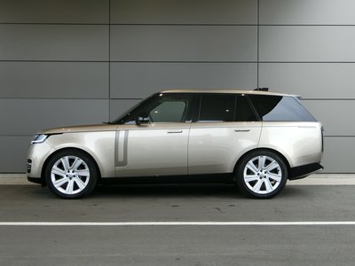 صورة 10 لـ 2024 LAND Rover RANGE ROVER