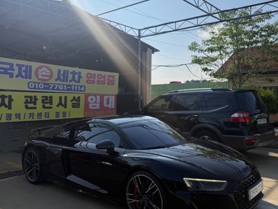 AUDI R8 - 3