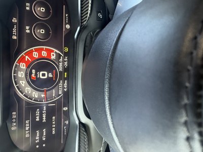 AUDI R8 - 6
