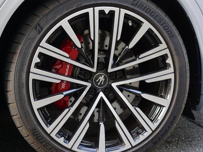 صورة 14 لـ 2024 Maserati GRECALE