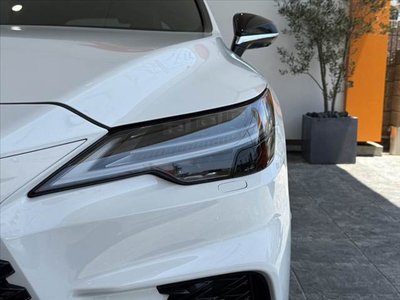2025 Lexus RX — миниатюра 40