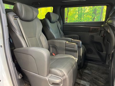 TOYOTA ALPHARD - 9