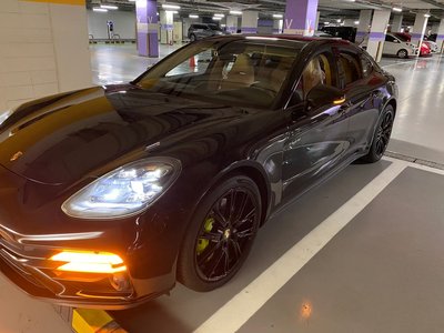 PORSCHE PANAMERA - 3
