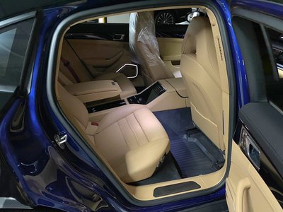 PORSCHE PANAMERA - 9