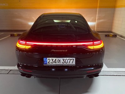 PORSCHE PANAMERA - 7