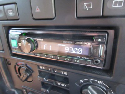 LAND ROVER DEFENDER - 10