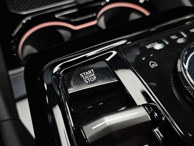 صورة مصغرة 30 لـ 2025 BMW 5 SERIES