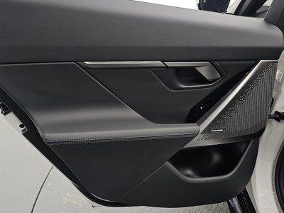 صورة مصغرة 15 لـ 2025 BMW 5 SERIES