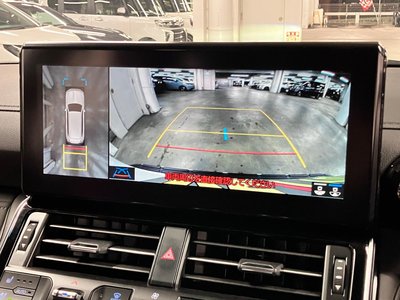 TOYOTA LAND CRUISER 300 - 3