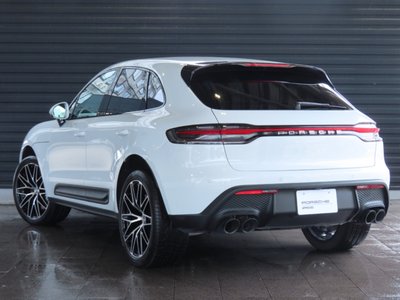 PORSCHE MACAN - 5