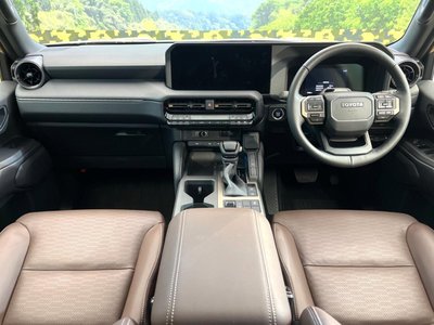 TOYOTA LAND CRUISER 250 - 2