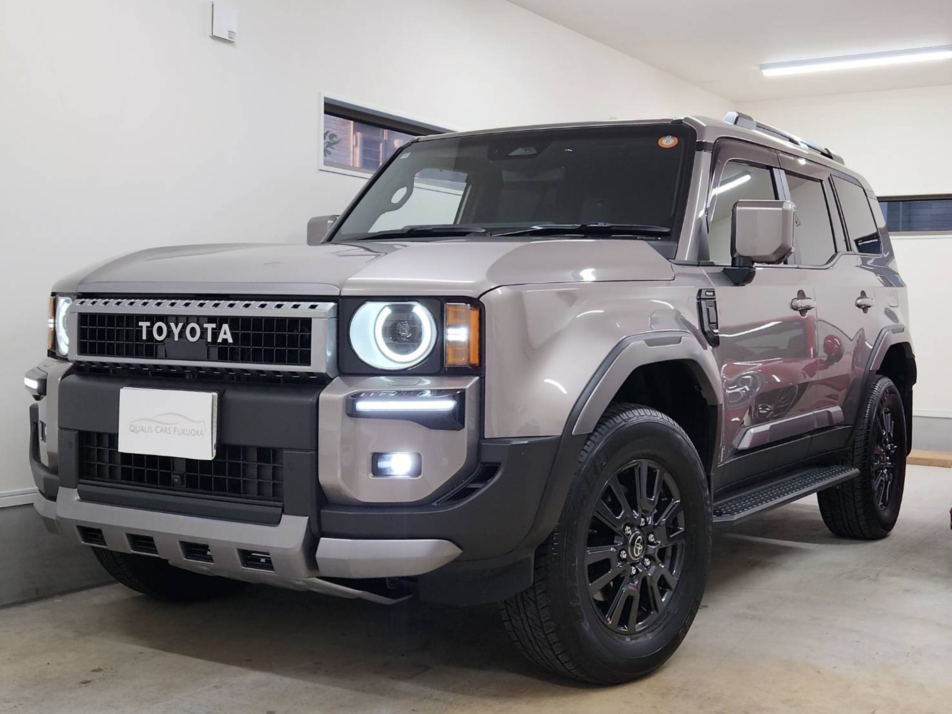 TOYOTA LAND CRUISER 250 - View 1