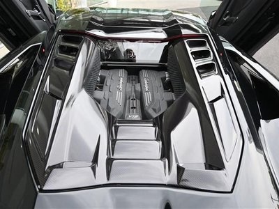 LAMBORGHINI REVUELTO - 6