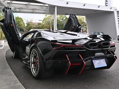 LAMBORGHINI REVUELTO - 4