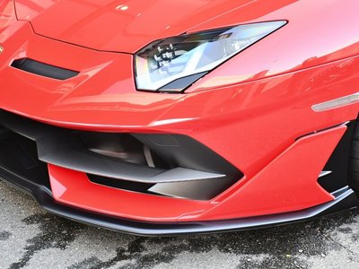 LAMBORGHINI AVENTADOR - 3