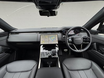 2024 LAND Rover RANGE ROVER SPORT photo 9