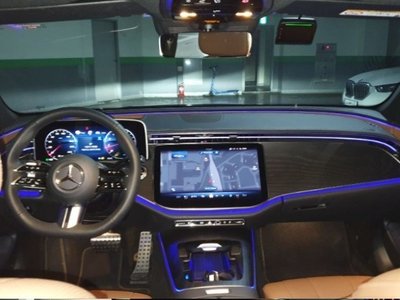 MERCEDES-BENZ E-CLASS - 3