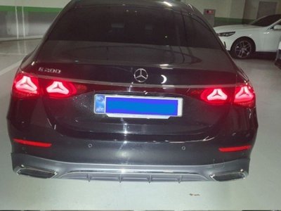 MERCEDES-BENZ E-CLASS - 5