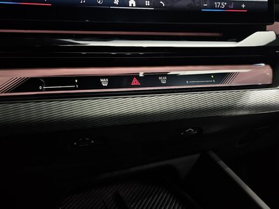 2025 BMW 5 SERIES 缩略图 33