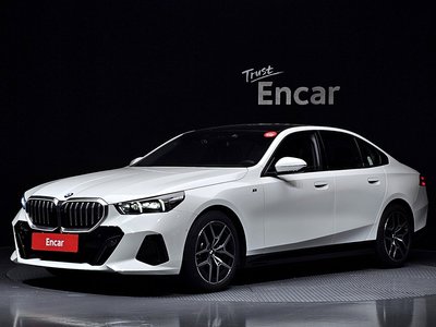 صورة 1 لـ 2025 BMW 5 SERIES