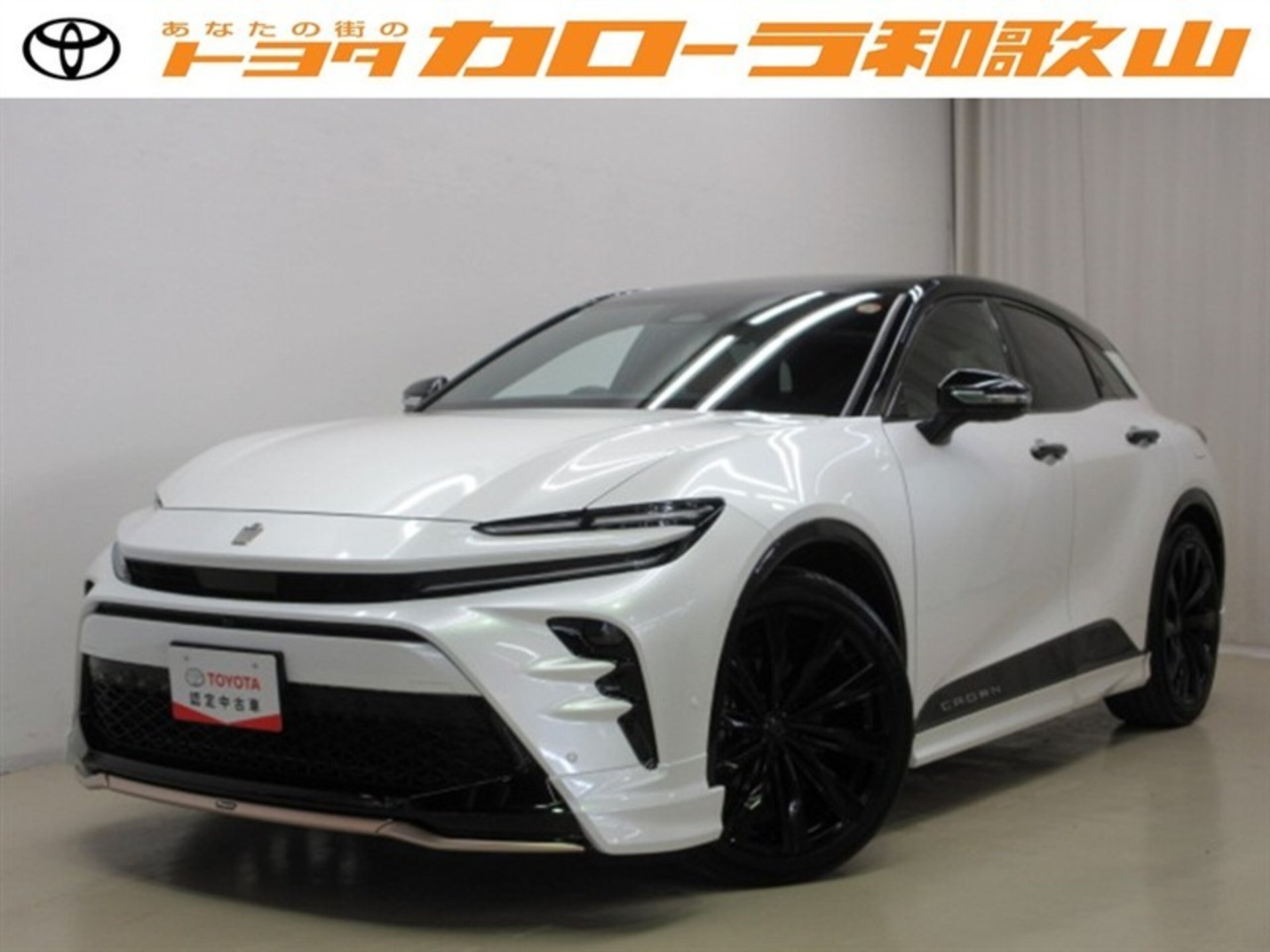 TOYOTA CROWN SPORT - View 1