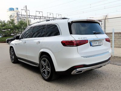 MERCEDES-BENZ GLS - 2