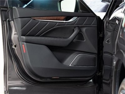 2021 Maserati LEVANTE 照片 6